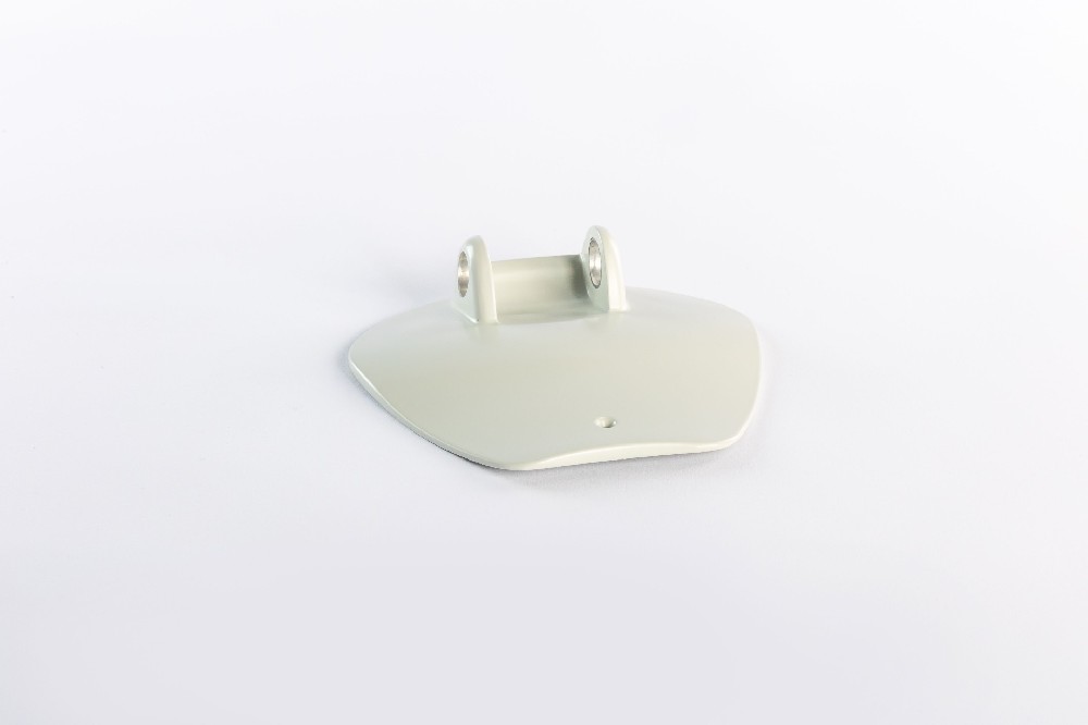 什么是醫(yī)療器械鋁合金壓鑄件，它們?yōu)楹沃匾?></a>
                                                </div>
                                                 醫(yī)療器械鋁合金壓鑄件是指使用鋁合金材料，通過壓鑄工藝制成的醫(yī)療設(shè)備零件。這些零件在醫(yī)療設(shè)備中發(fā)揮著重要的作用，是醫(yī)療設(shè)備制造中不可或缺的一部分。醫(yī)療器械鋁合金壓鑄件的重要性主要體現(xiàn)在以下幾個方面：1. 提高醫(yī)療設(shè)備的性能和穩(wěn)定性：醫(yī)療器械鋁合金壓鑄件具有優(yōu)異的流動性和可塑性，能夠適應(yīng)各種復(fù)雜形狀和結(jié)構(gòu)的設(shè)計要求。這些零件可以精確控制尺寸和形狀，從而確保醫(yī)療設(shè)備的性能和穩(wěn)定性。2. 降低醫(yī)療設(shè)備的制造成本：采用鋁合金材料進(jìn)行壓鑄可以大規(guī)模生產(chǎn)醫(yī)療器械零件，從而降低醫(yī)療設(shè)備的制造···</div>
                                       
                                    </li>
                                    
                                </ul>
                                                             </div>
                        </div>
                    </div>
                    <!--底部開始-->
                    <!-- 底部版權(quán) -->
                    <div   id=